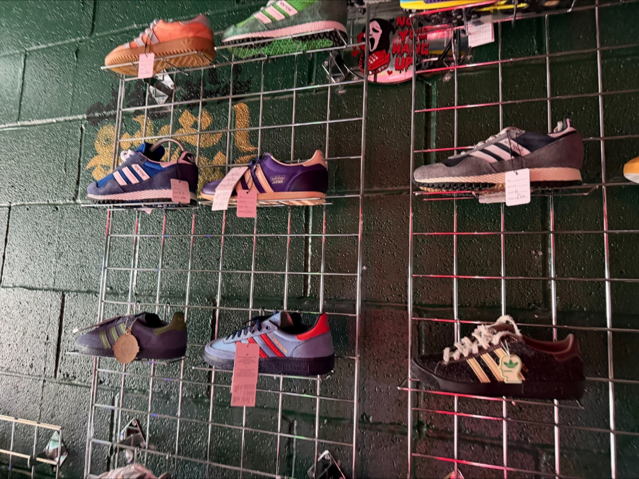 Retro Revival Store